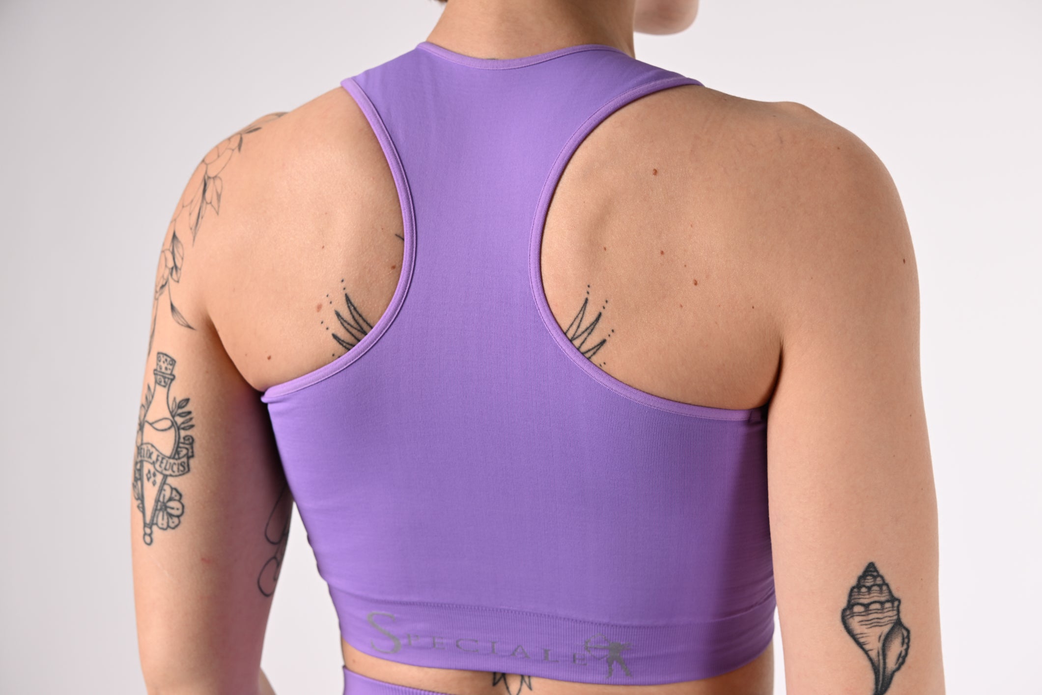 Top Tribal -lilla