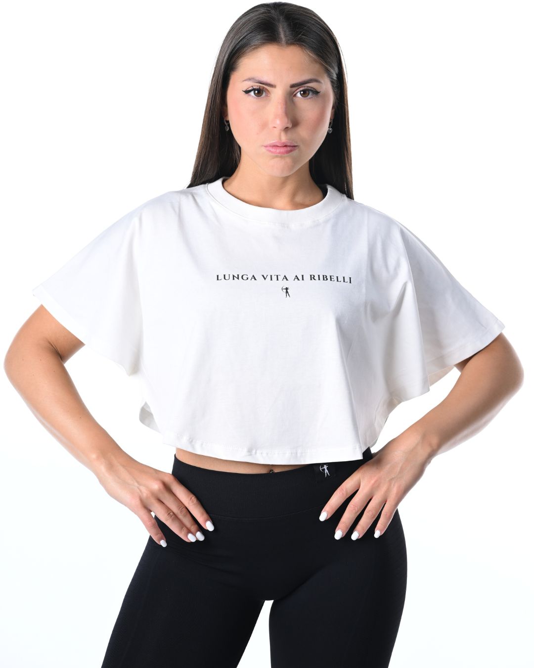 Mantella Crop - "LUNGA VITA AI RIBELLI"