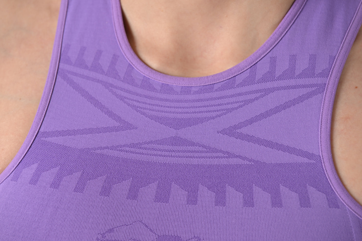 Top Tribal -lilla